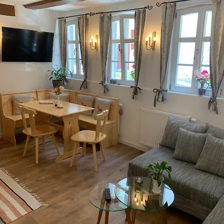 Lägenhet Gaestehaus Am Ploenlein